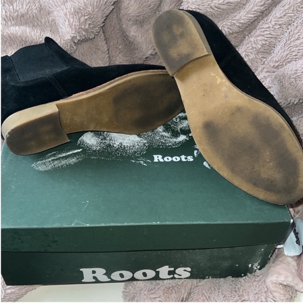 Roots | Women’s Size 36 (6) Black Suede Italian Wedge Booties - Picture 6 of 9